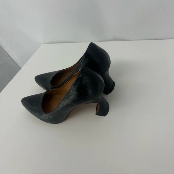 John Fluevlog | Black Textured Heels - Picture 13 of 14